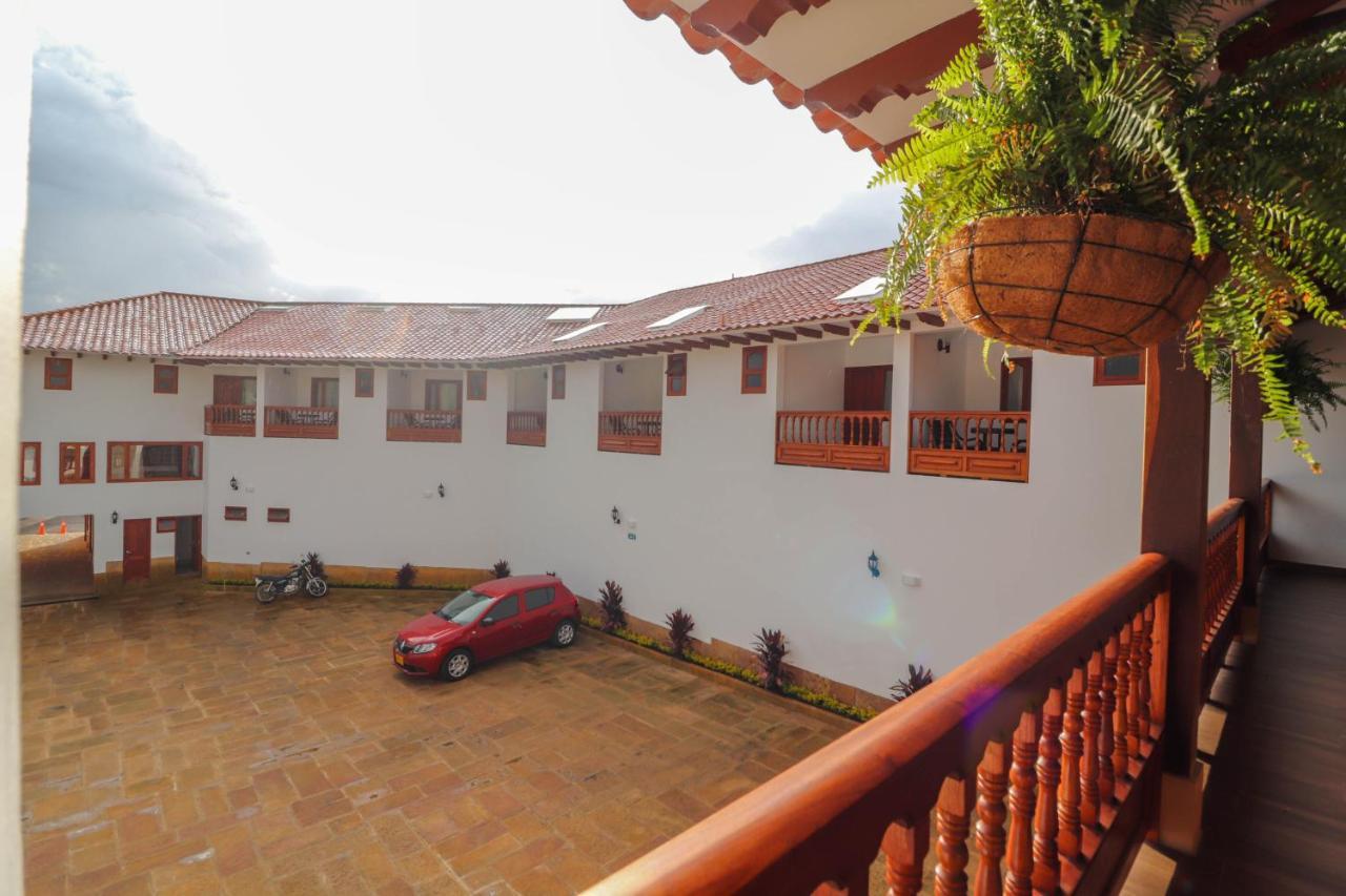 Hotel Las Palmas 비야 데 레이바 외부 사진