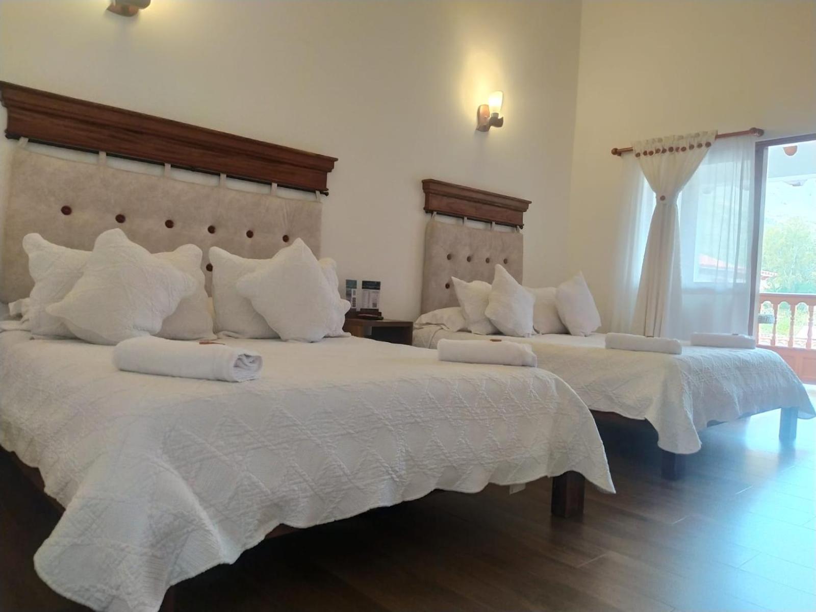 Hotel Las Palmas 비야 데 레이바 외부 사진